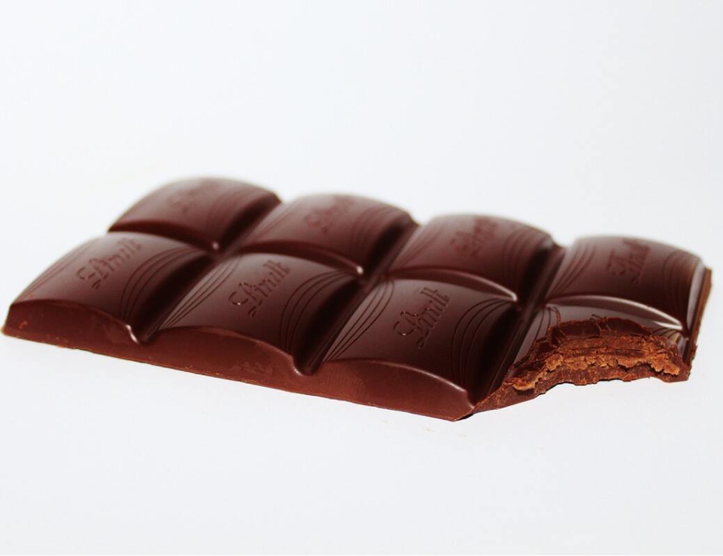 黑巧克力（德芙）的升糖指数(GI)升糖负荷(GL)及热量